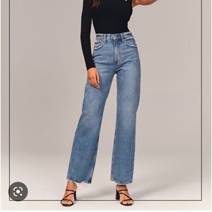 Abercrombie & Fitch 90’s Relaxed Jeans
